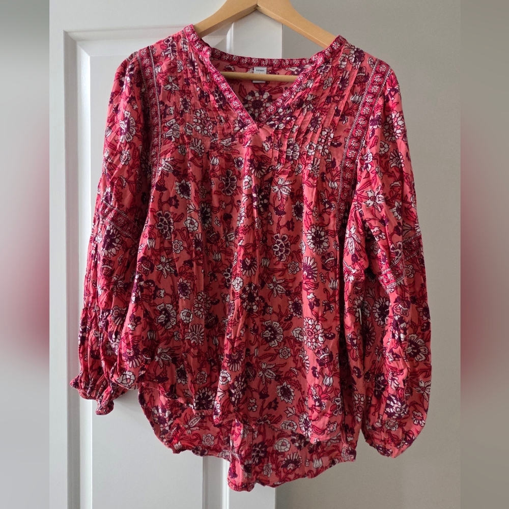 Old Navy Floral Pink Women's Top Large